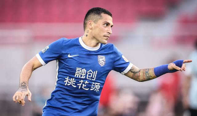 星空官网-新科中超冠军备战全面提速 两新人成重点考察对象